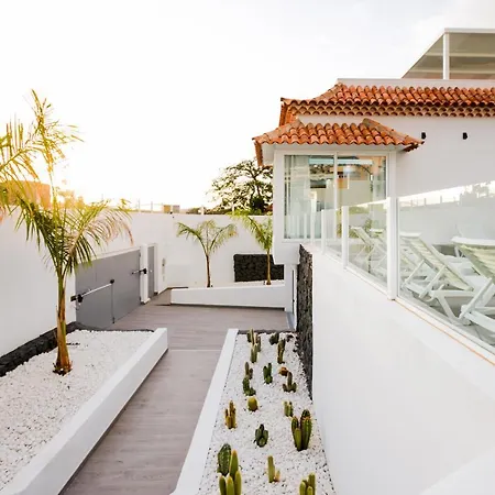 Dom wakacyjny Royal New Private Amazing Pool! Costa Adeje (Tenerife)