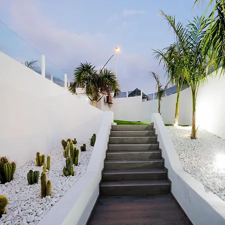 Royal New Private Amazing Pool!