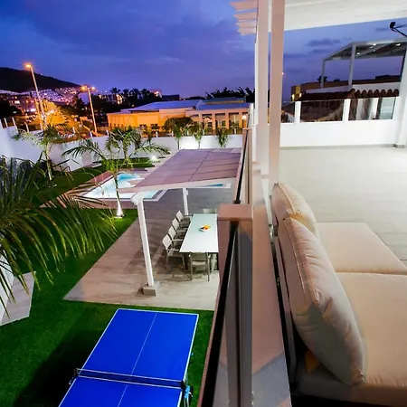 Royal New Private Amazing Pool! אדחה